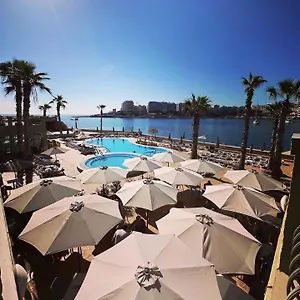 **** Hotel Cavalieri Art Malte